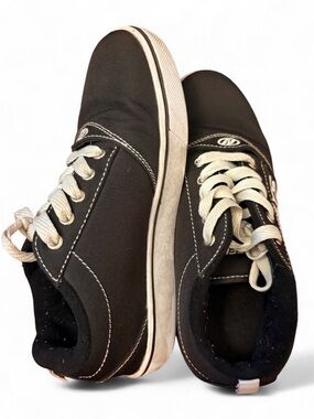 Heelys Black Canvas Sneakers with White Laces
